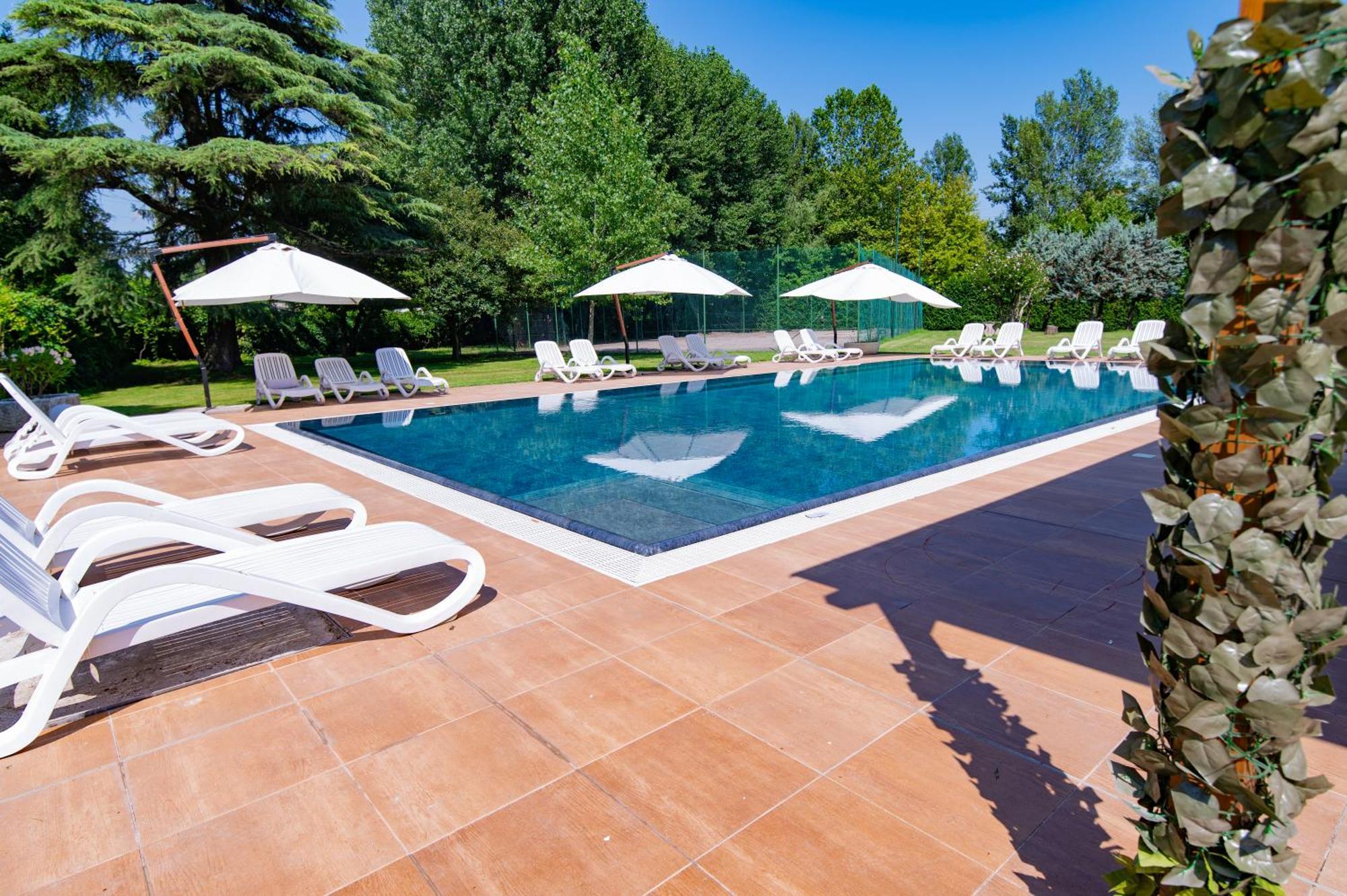 Villa Vitti'S - Verona Est Camping San Martino Buon Albergo Extérieur photo